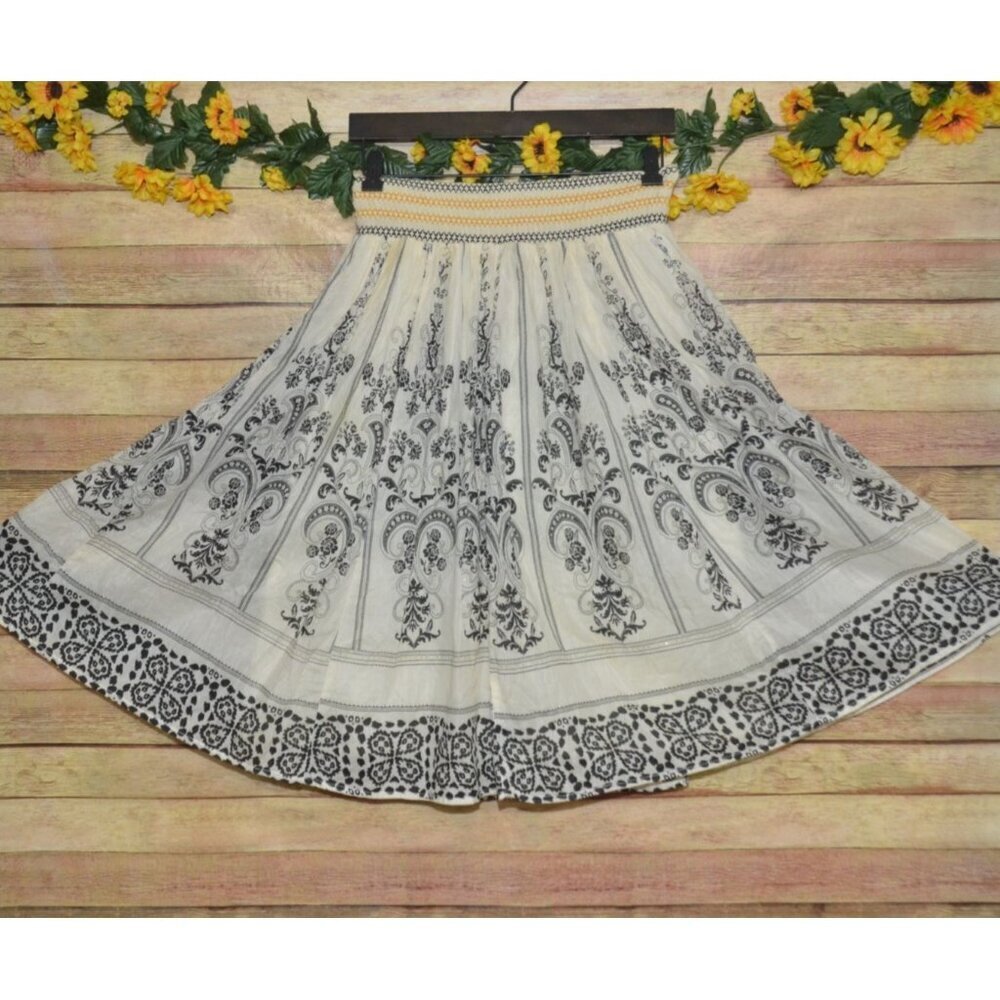Boho Romeo & Juliet Couture Silk Skirt Size M Black & Cream Floral Cottage Core